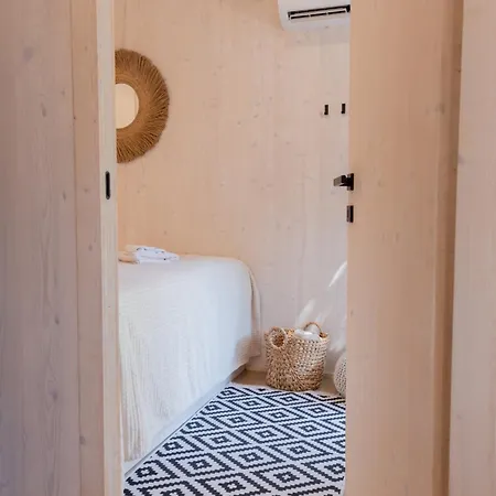 Casa vacanze Exclusive Wellness House With Jacuzzi And Sauna, 10 Gardens Privlaka (Zadar)