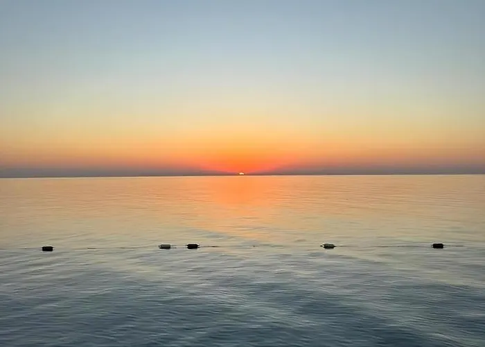 Exclusive Wellness House With Jacuzzi And Sauna, 10 Gardens * 프리블라카